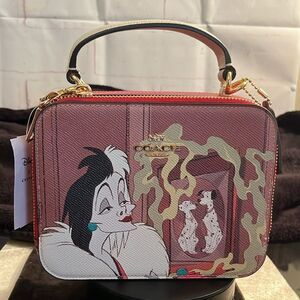 COACH DISNEY MOTIF CRUELLA DE VILLE BOX CROSSBODY COLLECTORS HANDBAG. NWT